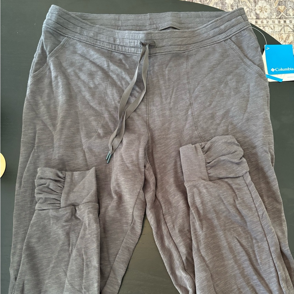 Columbia sweatpants never worn!